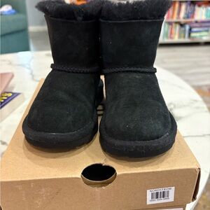 Uggs toddler T Mini Bailey Bow II